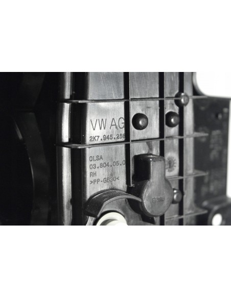 FORD TOURNEO CONNECT MK3 LAMPA PRAWY TYŁ 2KF945096A 2K7945258