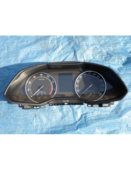 SKODA SUPERB III 1.4 TSI LICZNIK 3V0920740