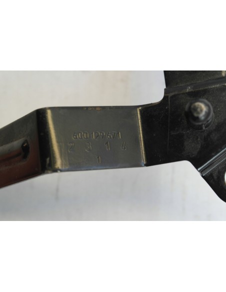 VW AUDI SKODA SEAT MOCOWANIE WSPORNIK FILTRA POWIETRZA 6C0129671