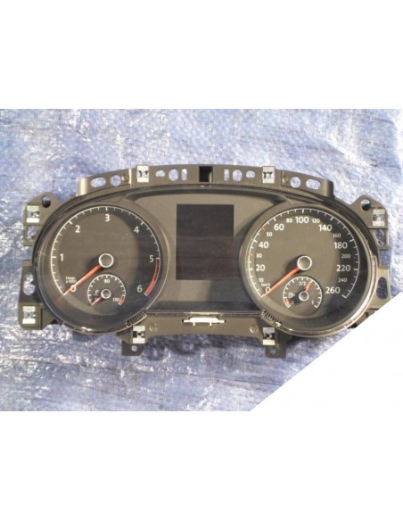 VW GOLF SPORTSVAN 1.6 TDI LICZNIK 517920741