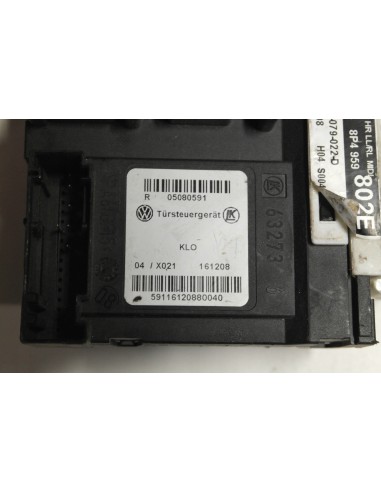 AUDI A3 8P0 SPORTBACK SILNICZEK SZYBY 8P4959802E