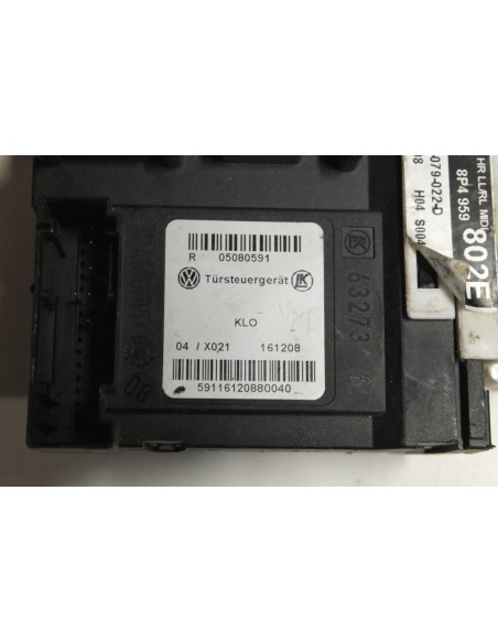 AUDI A3 8P0 SPORTBACK SILNICZEK SZYBY 8P4959802E