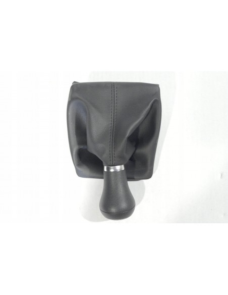 AUDI Q2 GAŁKA MIESZEK BIEGÓW MANUAL 81A863279