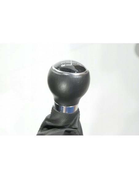 VW GOLF VI 6 PLUS GAŁKA MIESZEK BIEGÓW MANUAL 5M0711456C