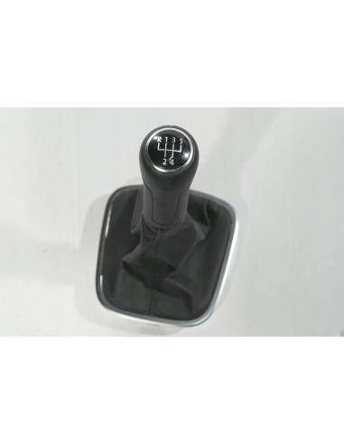 VW POLO 6R GAŁKA MIESZEK BIEGÓW MANUAL 6R0711113E