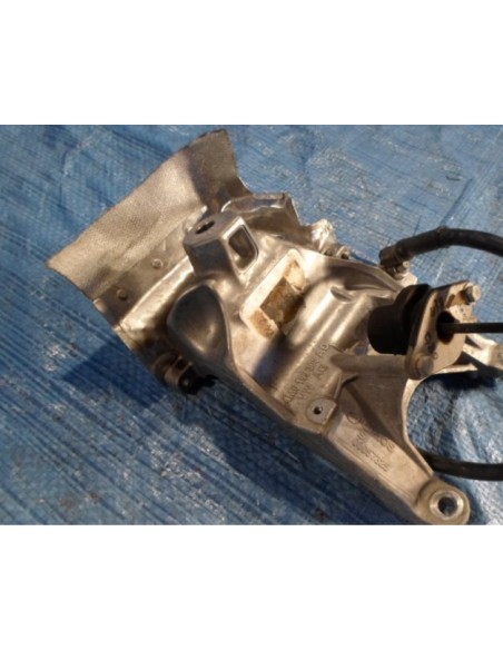 AUDI A4 B9 8W 2.0 TDI ŁAPA SILNIKA 4M0199308AD