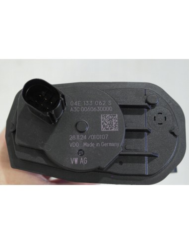 VW AUDI SKODA SEAT 1.5 TSI PRZEPUSTNICA 04E133062S