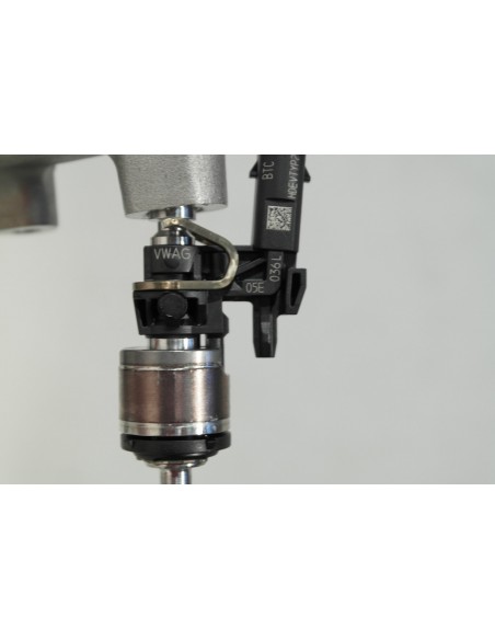 VW AUDI SEAT SKODA 1.5 TSI LISTWA WTRYSKOWA 05E133320B 04C906054C 05E036L