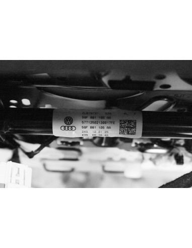 FORD TRANSIT CONNECT MK3 VW CADDY FOTEL LEWY...