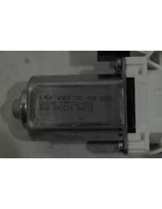 AUDI A5 B10 SILNICZEK SZYBY LEWY 3QD959802D 2