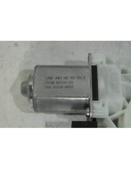 AUDI A5 B10 SILNICZEK SZYBY LEWY TYŁ 3QD959801E