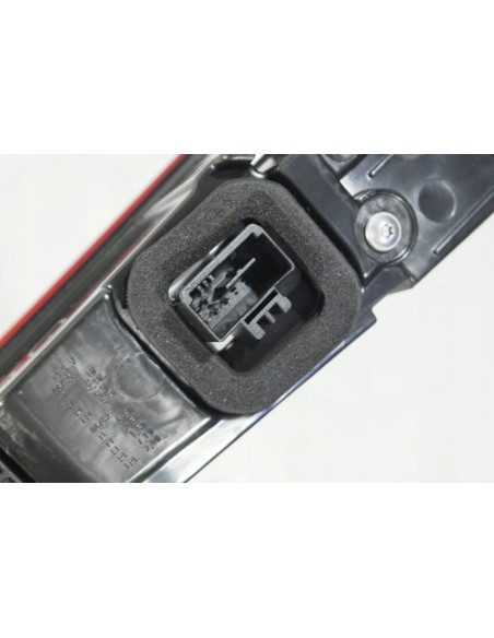 AUDI A5 B10 LAMPA TYLNA BLENDA LAMPA TYŁ 8B3945095B