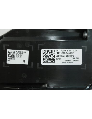AUDI A5 B10 LAMPA TYLNA PRAWA PRAWY TYŁ 8B3945092