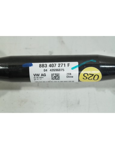 AUDI A5 B10 2.0 TDI PÓŁOŚ KOMPLETNA 8B3407271F