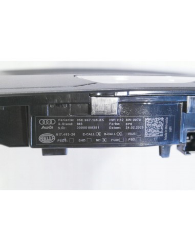 AUDI LAMPKA PODSUFITKI OŚWIETLENIE KABINY...
