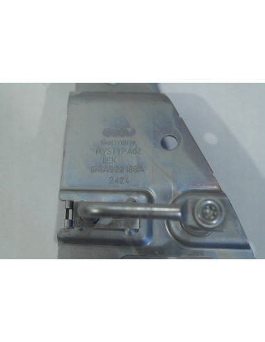 AUDI ZAMEK RYGIEL MASKI PRAWY 8MA823186A