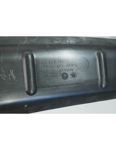 AUDI A5 B10 OSŁONA PLASTIK BŁOTNIKA LEWE 8B3821111