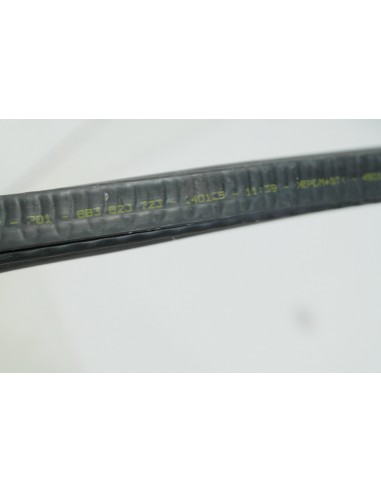 AUDI A5 B10 KOMBI USZCZELKA RYNNY PODSZYBIA...