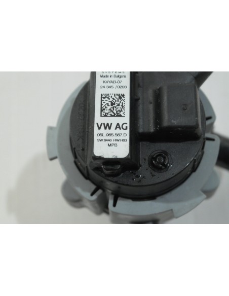 AUDI 2.0 TDI POMPKA OBIEGOWA WODY 05L965567D