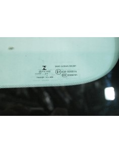 TOYOTA PROACE CITY SZYBA BOCZNA LEWA 2