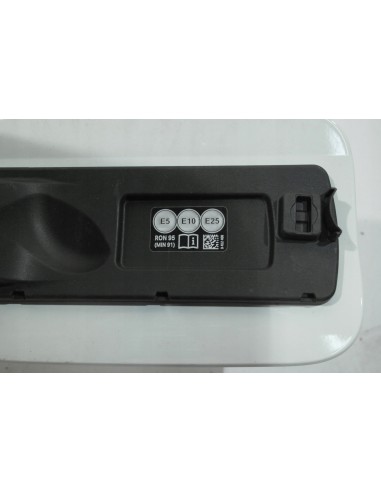 BMW 3 G21 KLAPKA WLEWU PALIWA BIAŁA