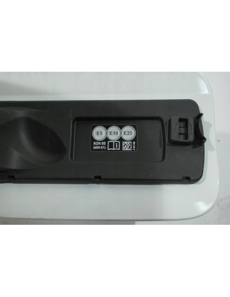 BMW 3 G21 KLAPKA WLEWU PALIWA BIAŁA