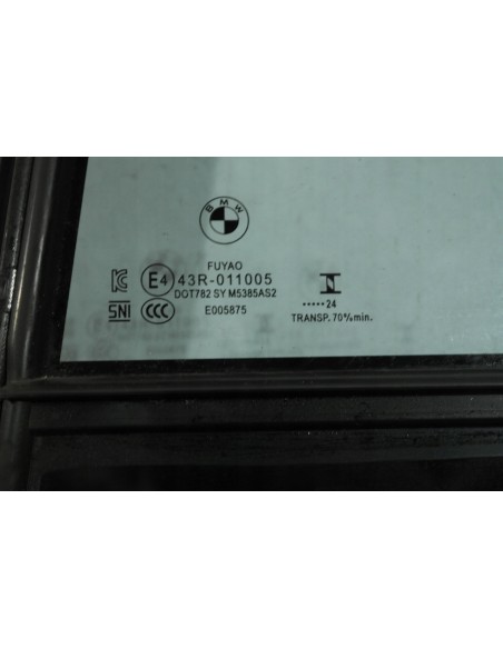 BMW 3 G21 SZYBA BOCZNA DRZWI LEWY TYŁ 7433981