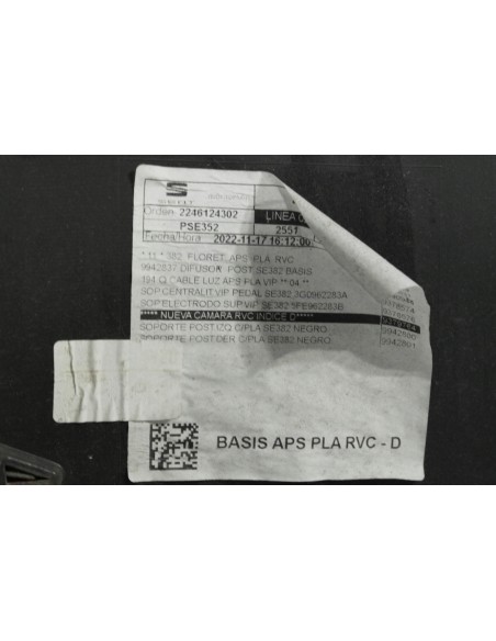 SEAT LEON IV KOMBI ZDERZAK TYLNY KOMPLETNY KAMERA PARKI POD KOLOR LZ7G