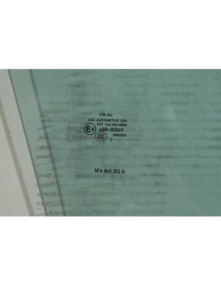 SEAT LEON IV SZYBA DRZWI PRAWYCH PRZEDNICH PRAWY PRZÓD 5FA845202A