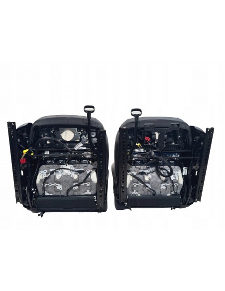 SEAT LEON IV WNĘTRZE FOTELE PRZEDNIE KANAPA TYLNA