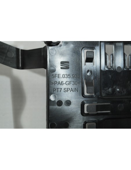 SEAT LEON IV UCHWYT MOCOWANIE STEROWNIKA 5FE035933
