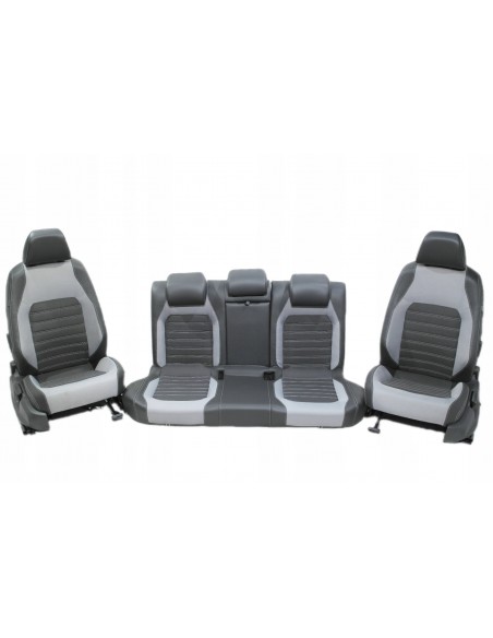 VW JETTA LIFT 5C6 WNĘTRZE KOMPLET FOTELI FOTELE
