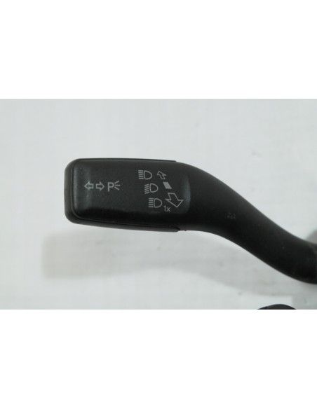 AUDI A3 8P PRZEŁĄCZNIK MANETKI TEMPOMAT KIERUNKOWSKAZ 8P0953513F