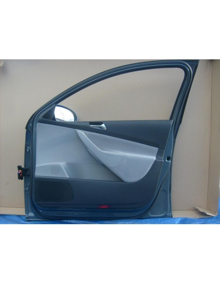 VW PASSAT B6 TAPICERKA DRZWI PRAWA PRZEDNIA