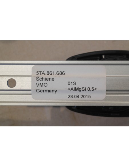 VW TOURAN 5T LISTWA MOCOWANIE BAGAŻU 5TA861686