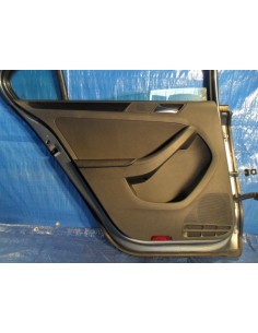 VW JETTA 2011-12 R TAPICEKA DRZWI LEWYCH SKÓRA