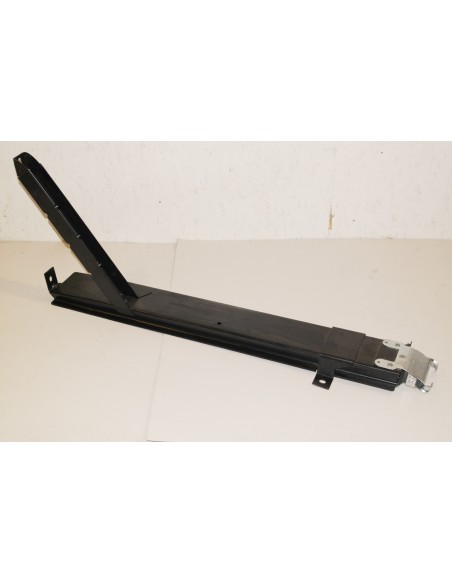 VW T5 T6 DOKA MOCOWANIE PASA ŚRODKOWY TYŁ BELKA