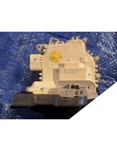 AUDI Q7 ZAMEK DZRWI LEWY TYŁY 8K0839015 C