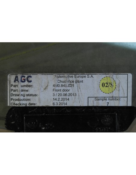 AUDI Q7 4M SZYBA DRZWI LEWA PRZEDNIA