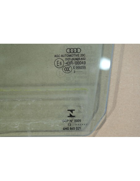 AUDI Q7 4M SZYBA DRZWI LEWA TYLNA