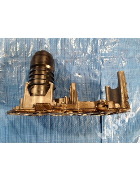 AUDI A8 4H 4.2 TDI UCHWYT FILTRA OLEJU 057115401AK