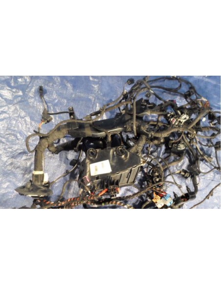 VW SPORTSVAN 1.6 TDI WIĄZKA ELEKTRYCZNA WNĘTRZA