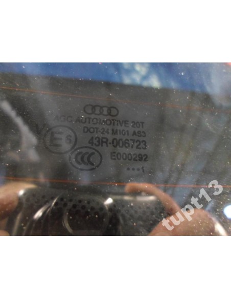 AUDI Q3 KLAPA TYLNA Z KAMERĄ POD KOLOR LZ9Y