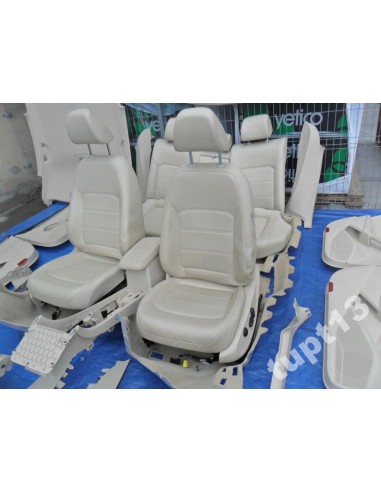 VW PASSAT B7 KOMPLETNE WNĘTRZE SKÓRA JASNA SEDAN