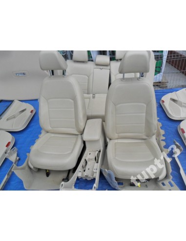 VW PASSAT B7 KOMPLETNE WNĘTRZE SKÓRA JASNA SEDAN