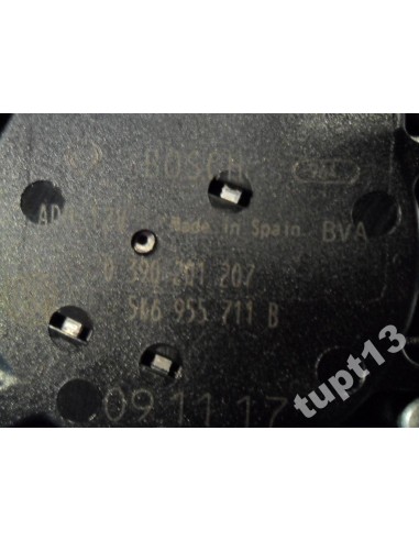 VW GOLF VI PLUS SILNICZEK WYCIERACZKI TYLNEJ