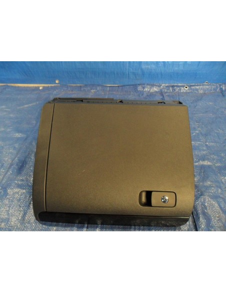 VW JETTA 2011-12 R SCHOWEK PASAŻERA CZARNY