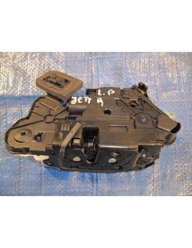 VW SEAT ZAMEK DRZWI LEWY PRZÓD 5K1 837 015 B