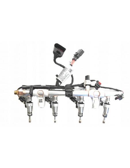 VW AUDI SEAT 2.0 TSI LISTWA WTRYSKOWA 06L133317