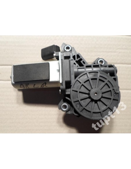 AUDI A8 4H DOCIĄG DRZWI LEWY PRZÓD